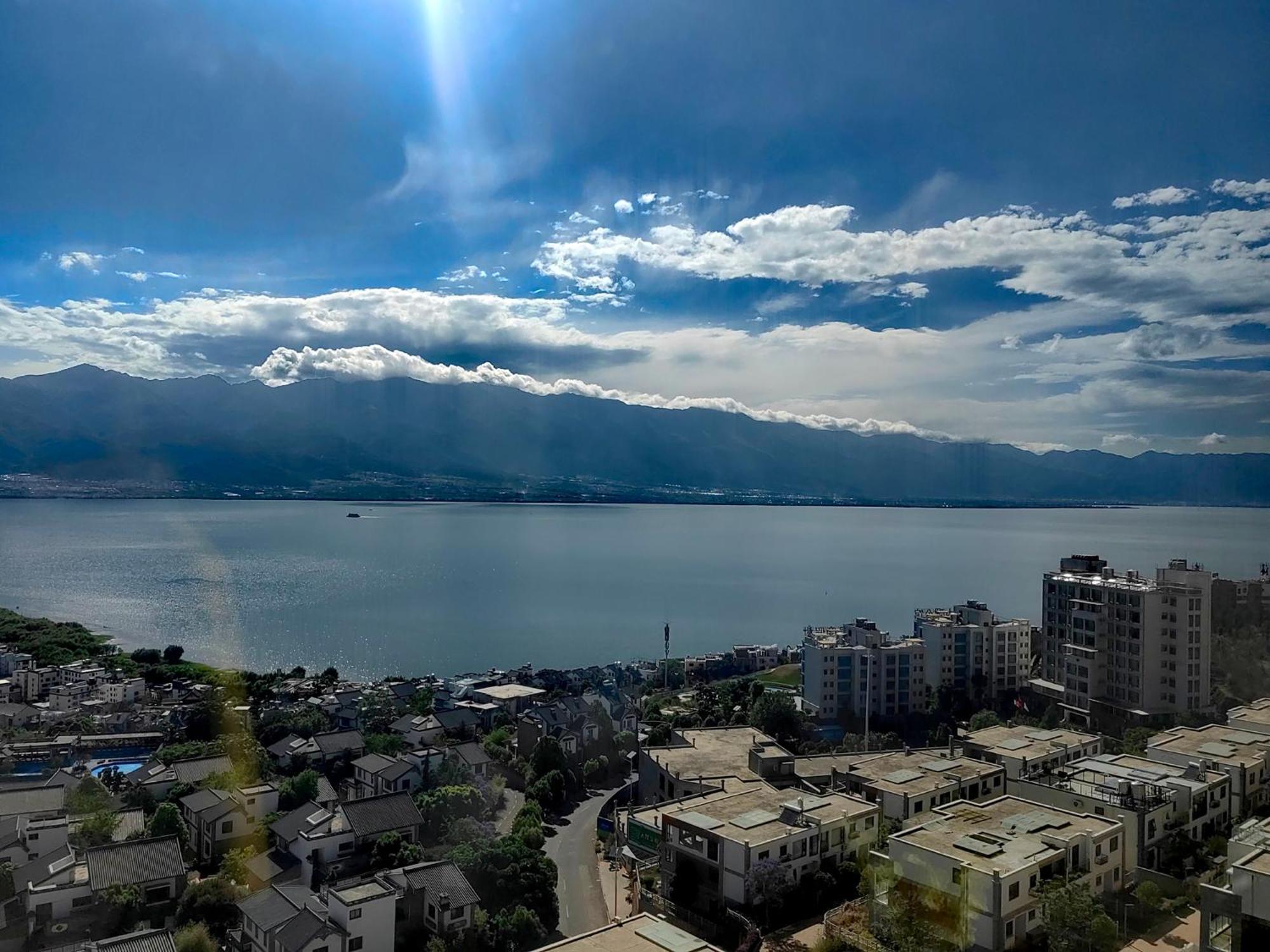 Dali Listening Sea View Villa大理听城海景别墅 Dali (Yunnan) Exterior foto